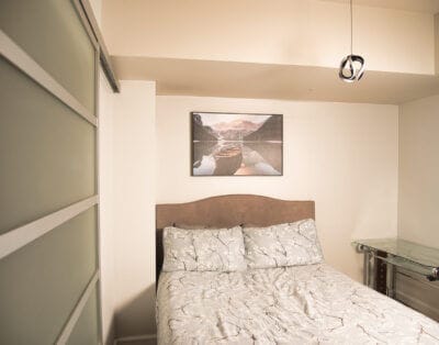 Room for Rent in a 2-Bedroom, 2-Bathroom Condo