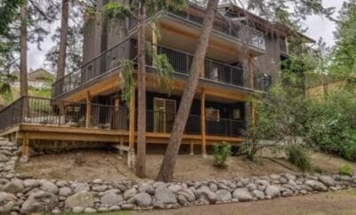 Quiet 2 bedroom 1 bath private basement suite