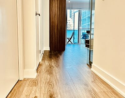 Furnished comfy Condo in Mississauga – Steps from Square One & Transit