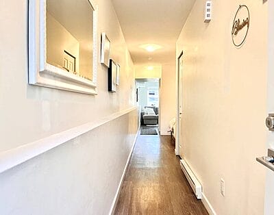 Monthly Furnished Housing for Travel Nurses in Canada 22 Fully FURNISHED 1 bedroom, modern condo in great area