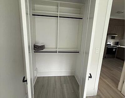 Cozy 1 bedroom, 1 bathroom in a quiet residential neighborhood